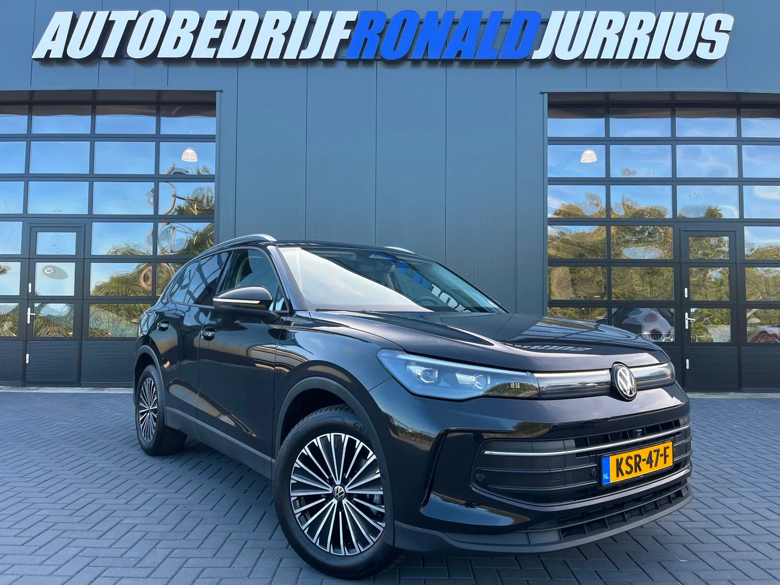 Volkswagen Tiguan (2025) — foto 1