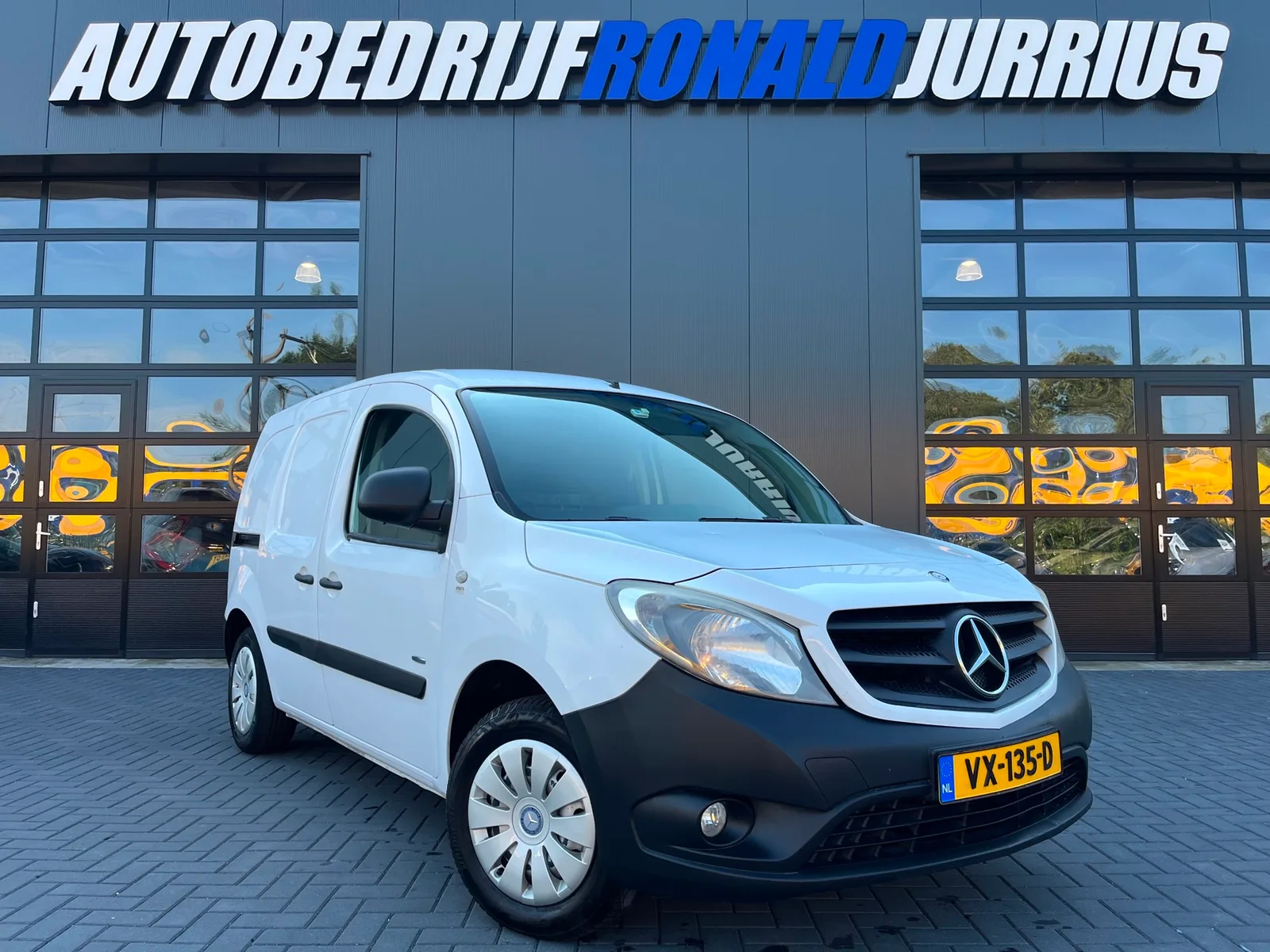 Mercedes-Benz Citan (2016) — foto 1