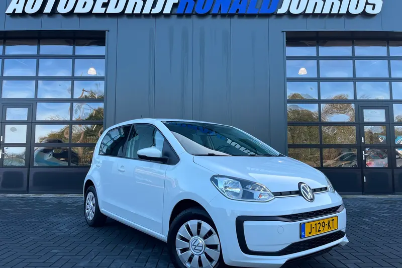 Volkswagen Up! (2020)
