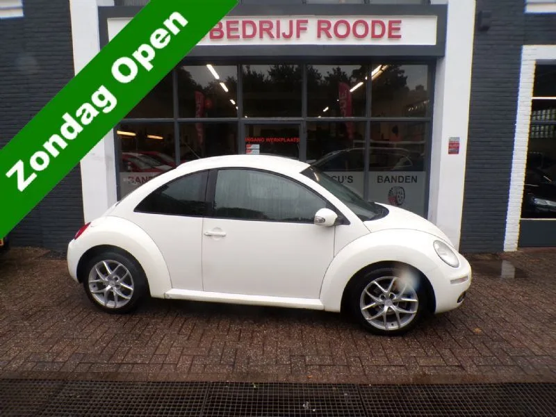 Volkswagen New Beetle (2008) — foto 1