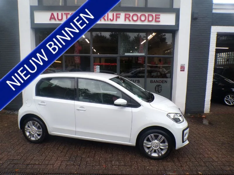 Volkswagen Up! (2021) — foto 1
