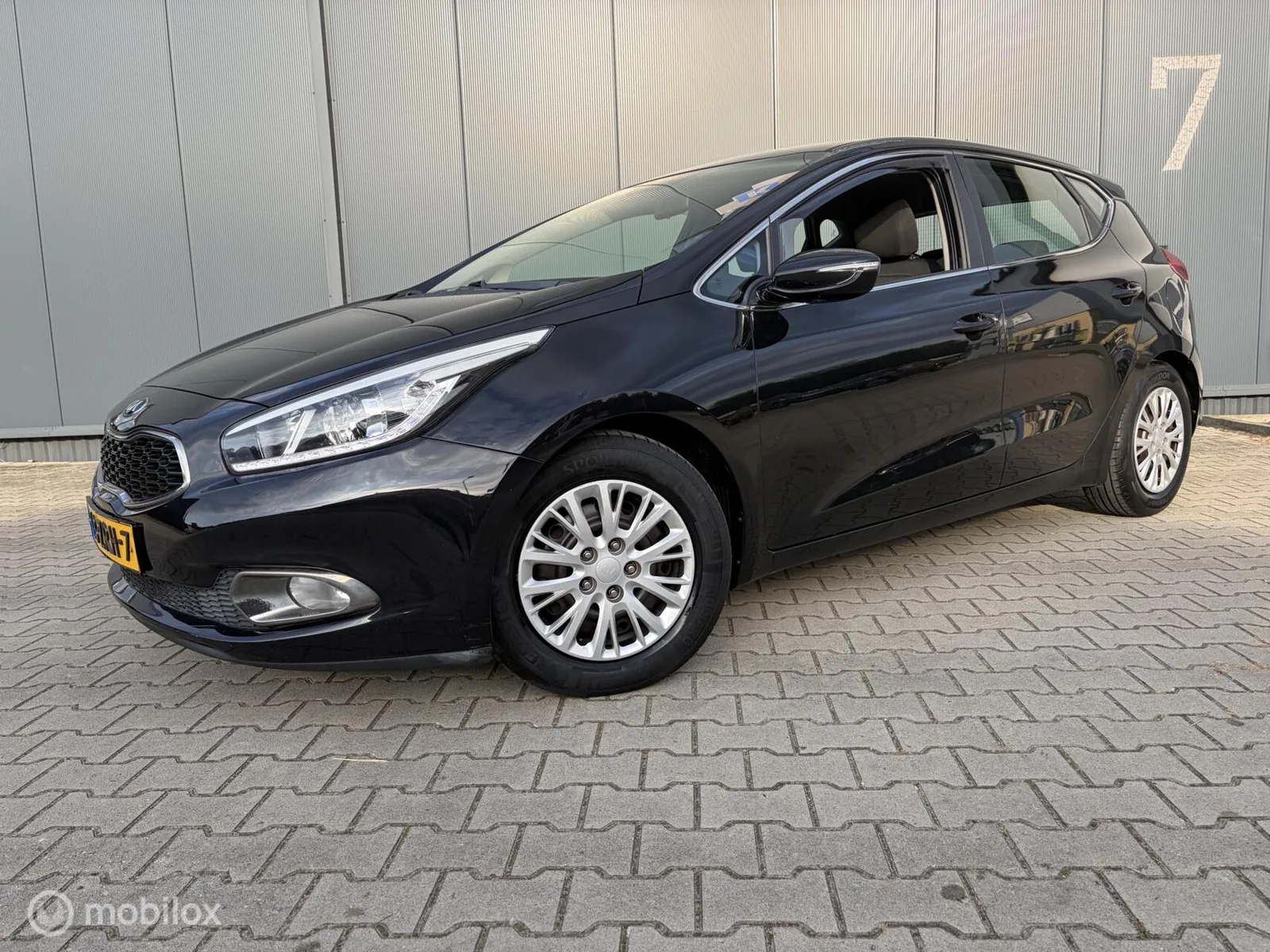 Kia Ceed (2013) — foto 1