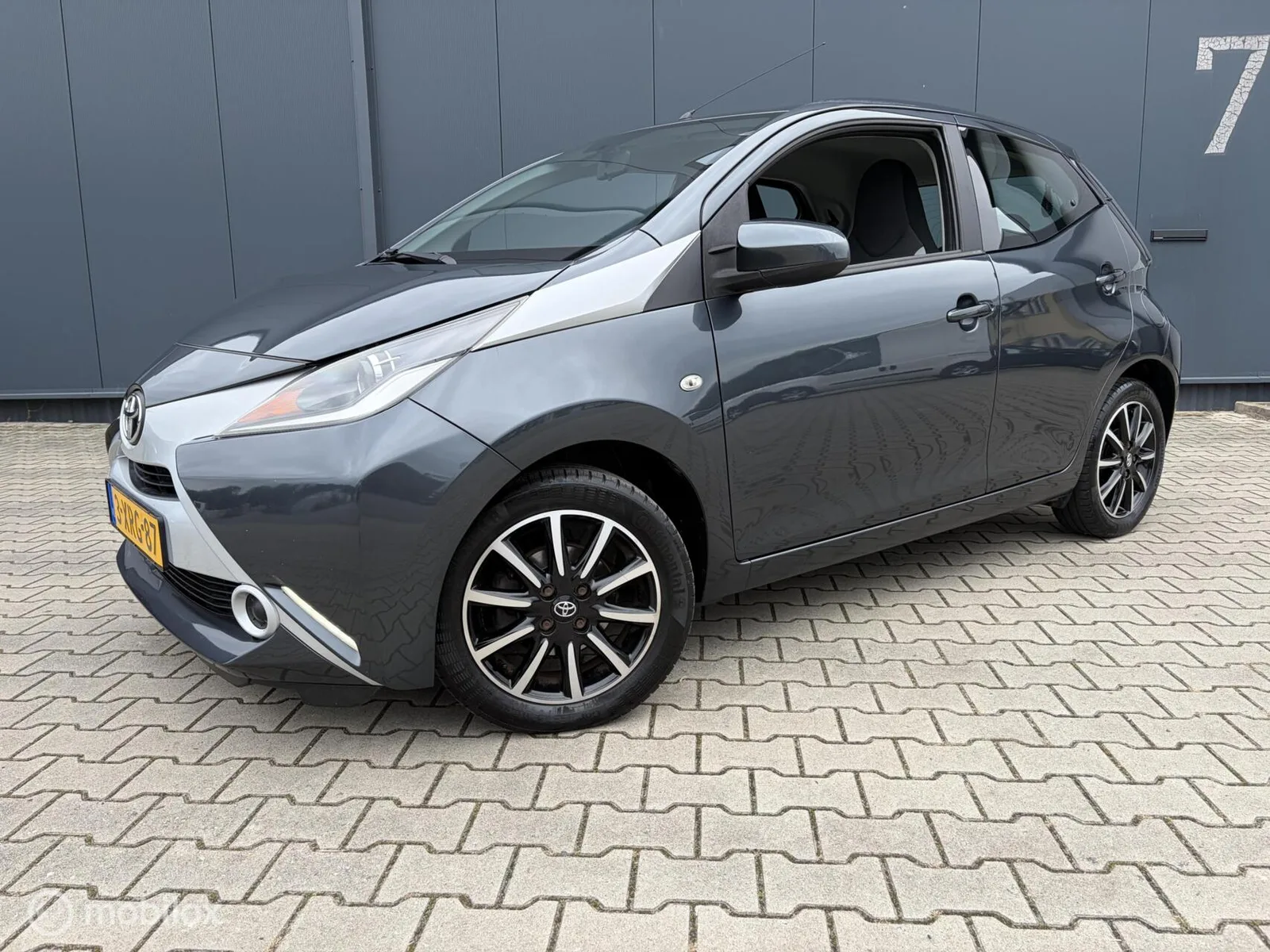 Toyota Aygo (2014) — foto 1