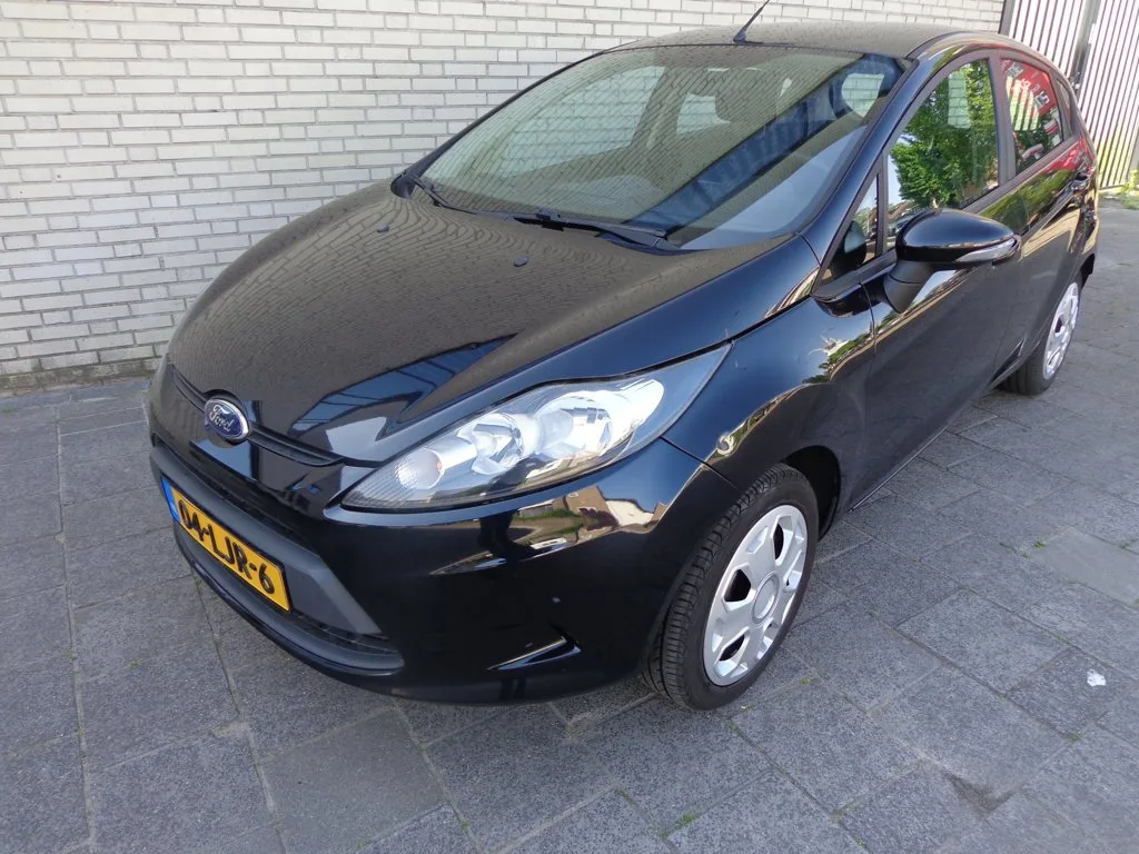 Ford Fiesta (2010) — foto 1