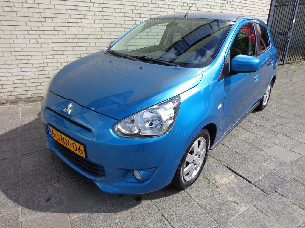 Mitsubishi Space Star (2013) — foto 1