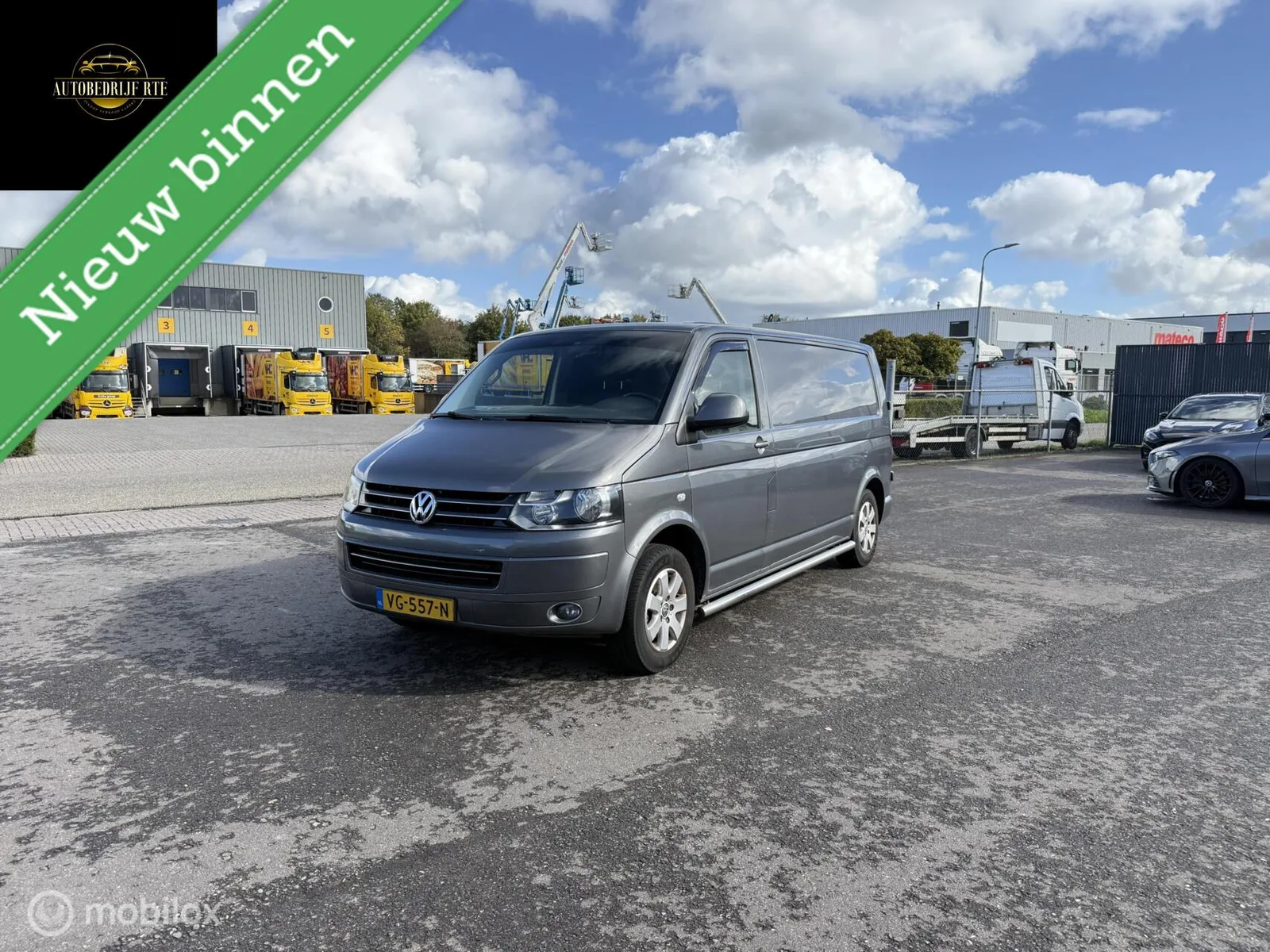 Volkswagen Transporter (2014) — foto 1