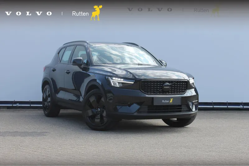 Volvo XC40 (2025)