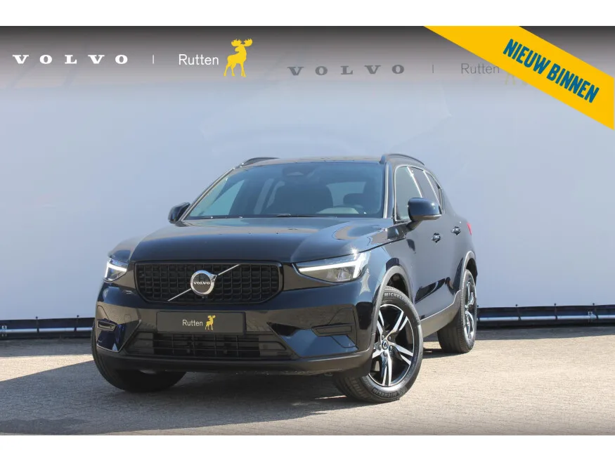 Volvo XC40 (2026) — foto 1