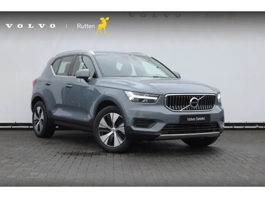 Volvo XC40 (2021) — foto 1