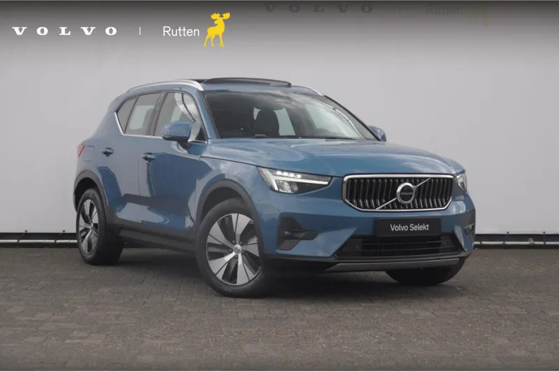 Volvo XC40 (2023)