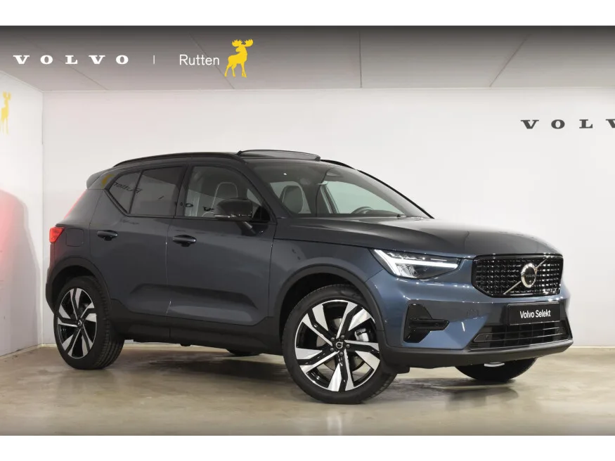 Volvo XC40 (2026) — foto 1