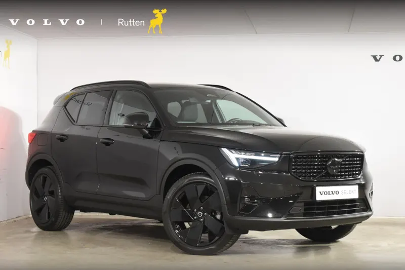 Volvo XC40 (2025)