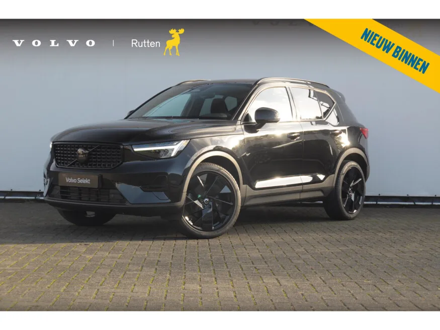 Volvo XC40 (2025) — foto 1
