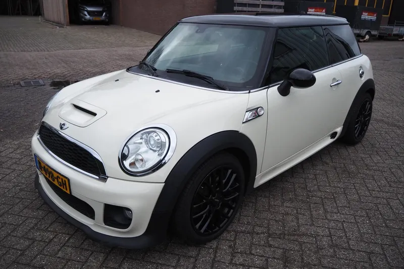 MINI Cooper S (2013)