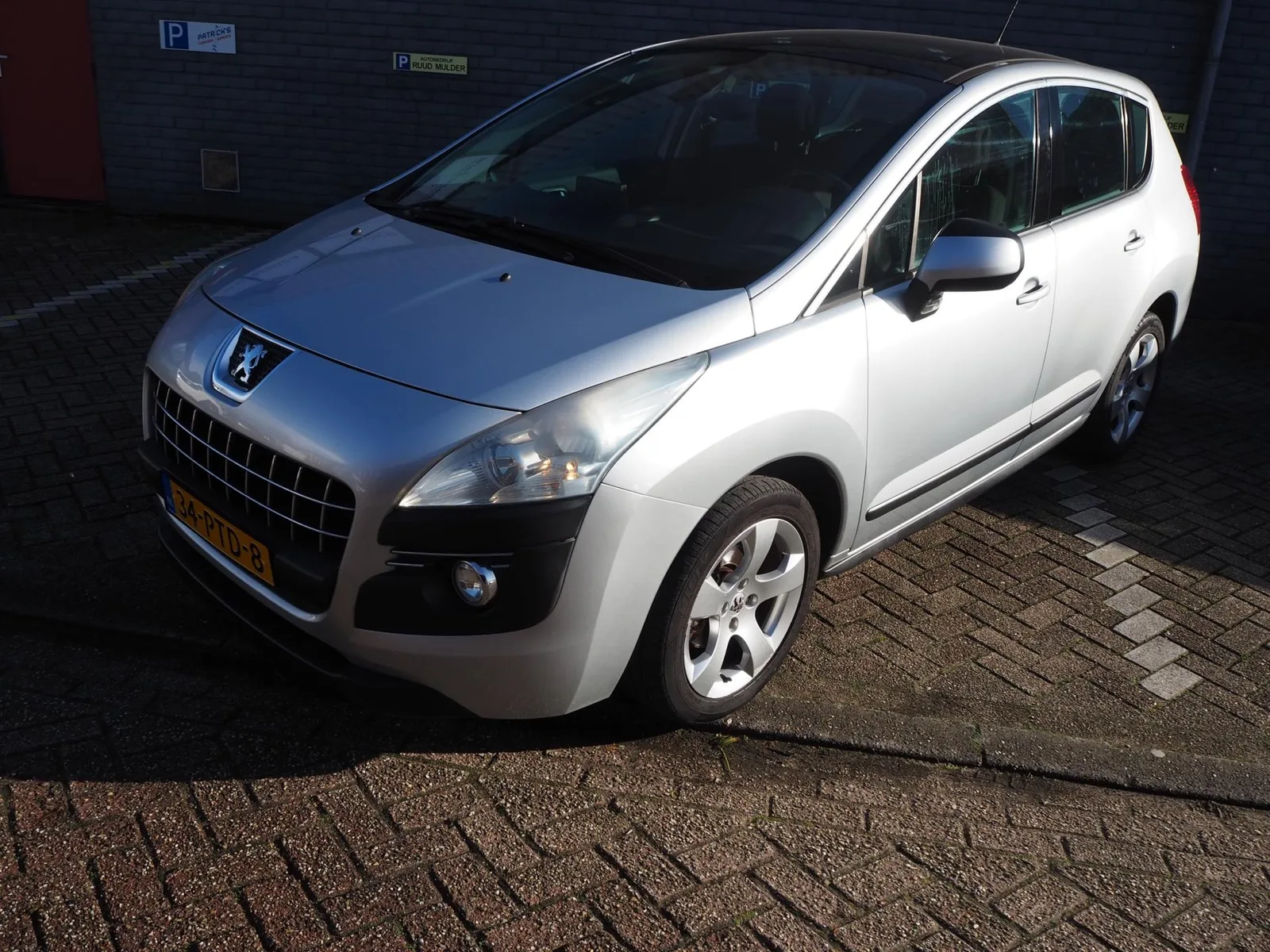 Peugeot 3008 (2011) — foto 1