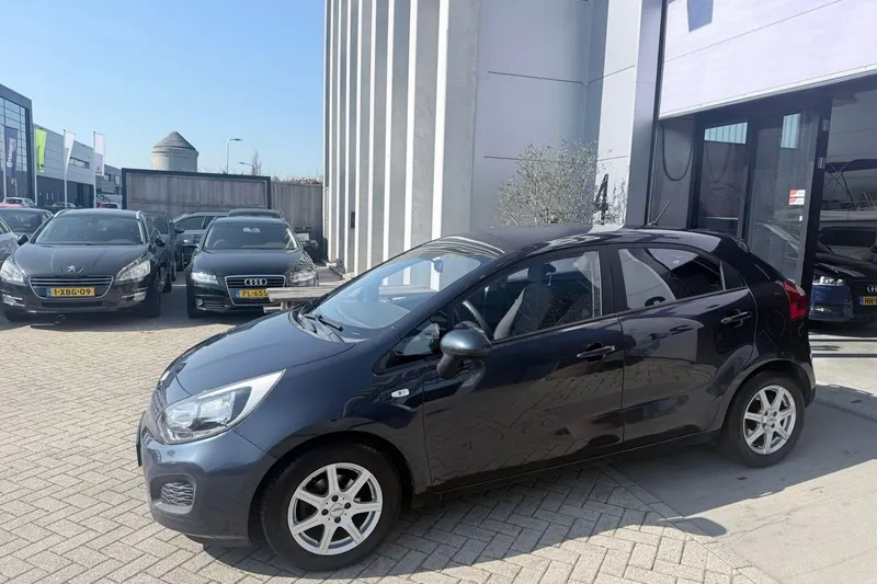 Kia Rio (2014)
