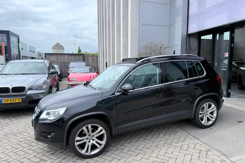 Volkswagen Tiguan (2011)