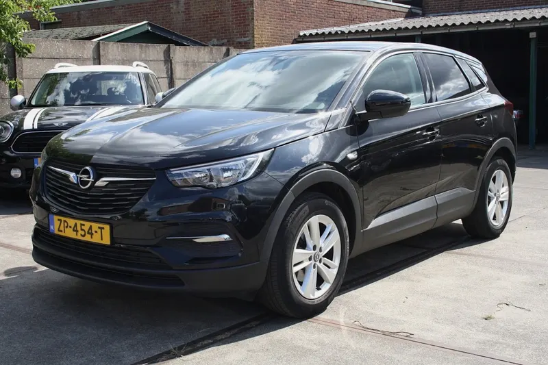 Opel Grandland X (2019)