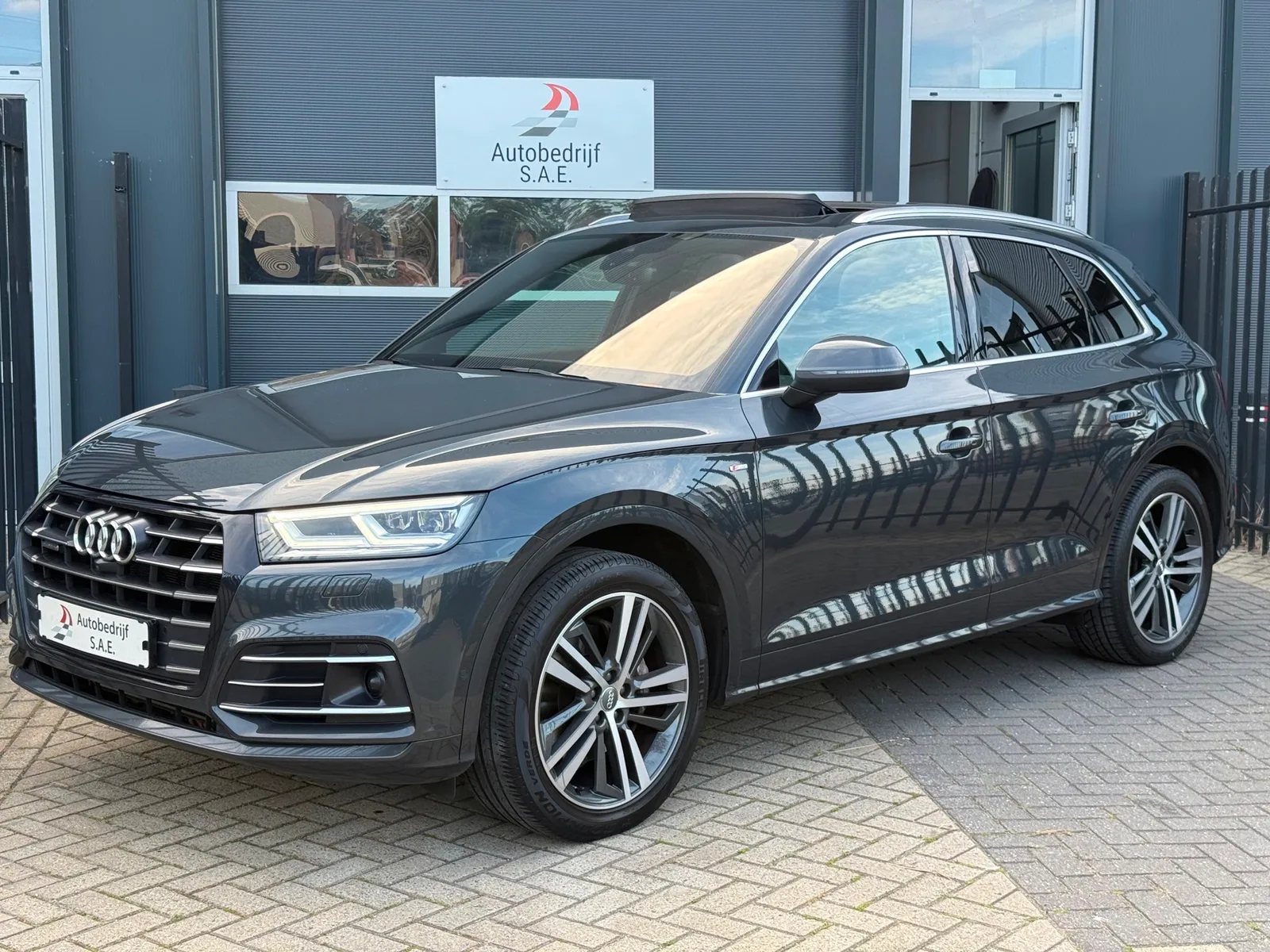 Audi Q5 (2020) — foto 1