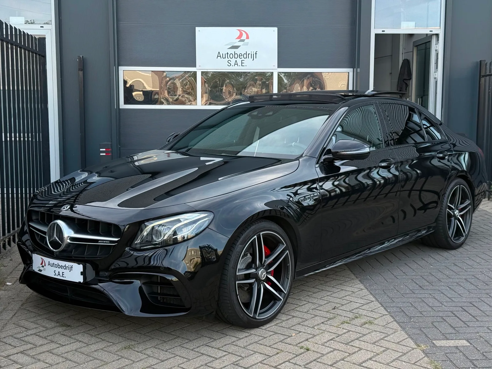 Mercedes-Benz E-Klasse (2017) — foto 1