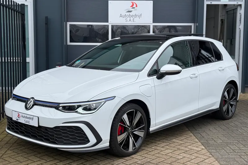 Volkswagen Golf (2020)