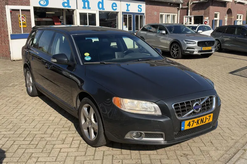 Volvo V70 (2010)