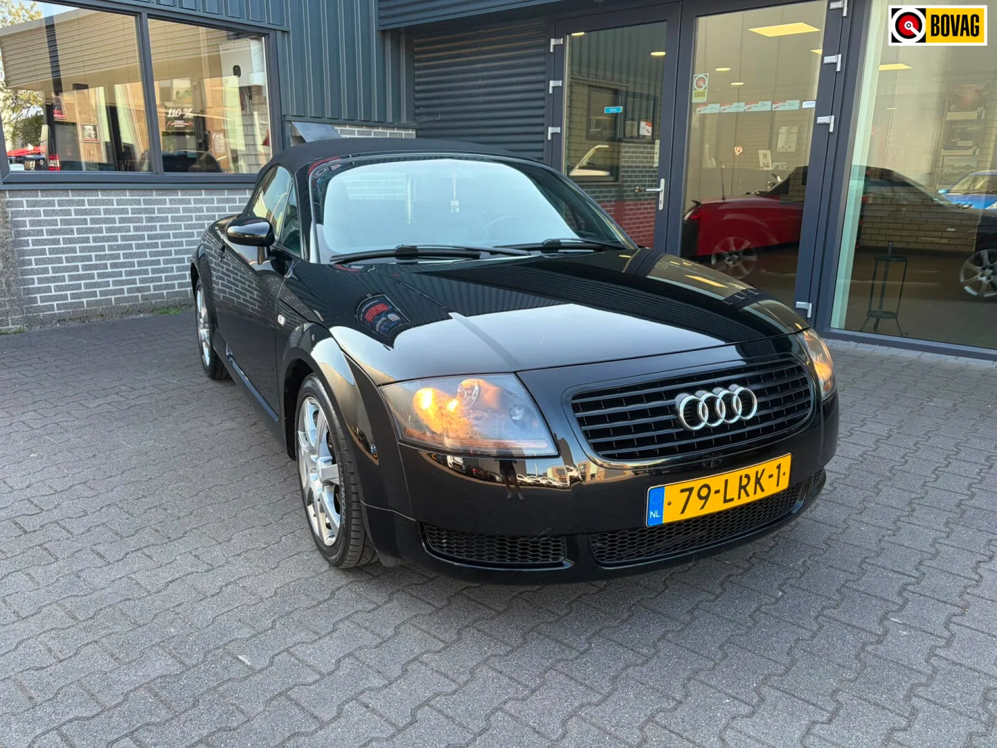 Audi TT (2002) — foto 1