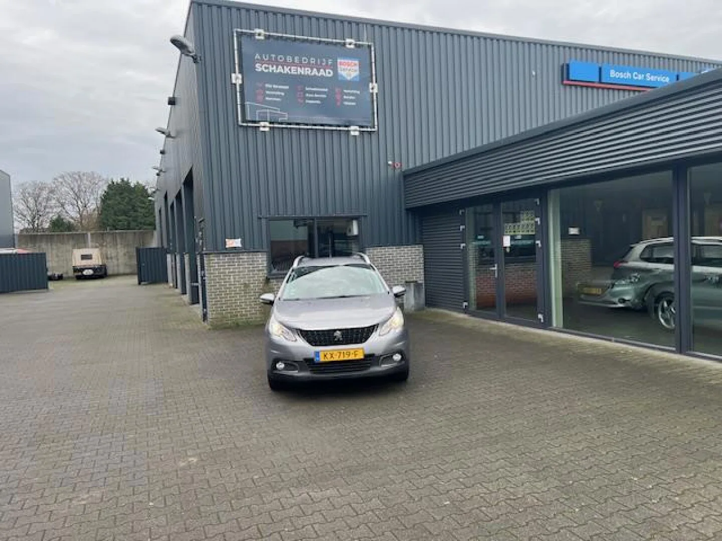 Peugeot 2008 (2017) — foto 1