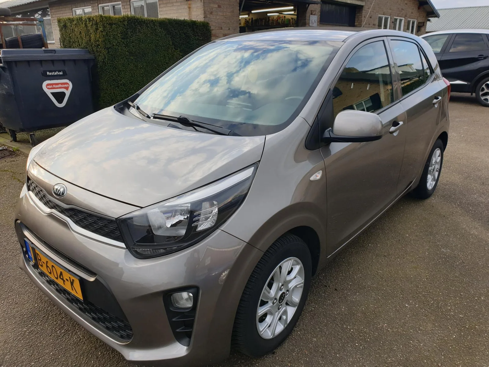 Kia Picanto (2019) — foto 1