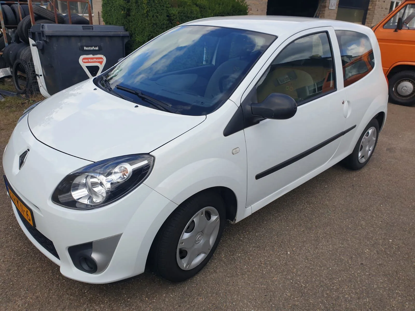 Renault Twingo (2011) — foto 1