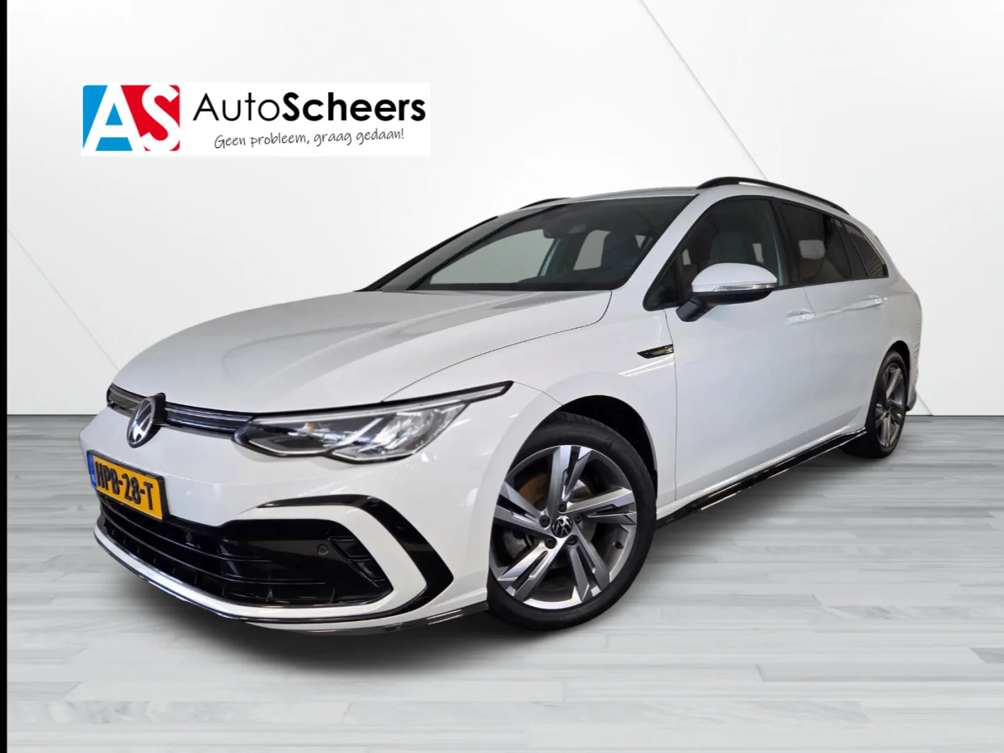 Volkswagen Golf (2021) — foto 1