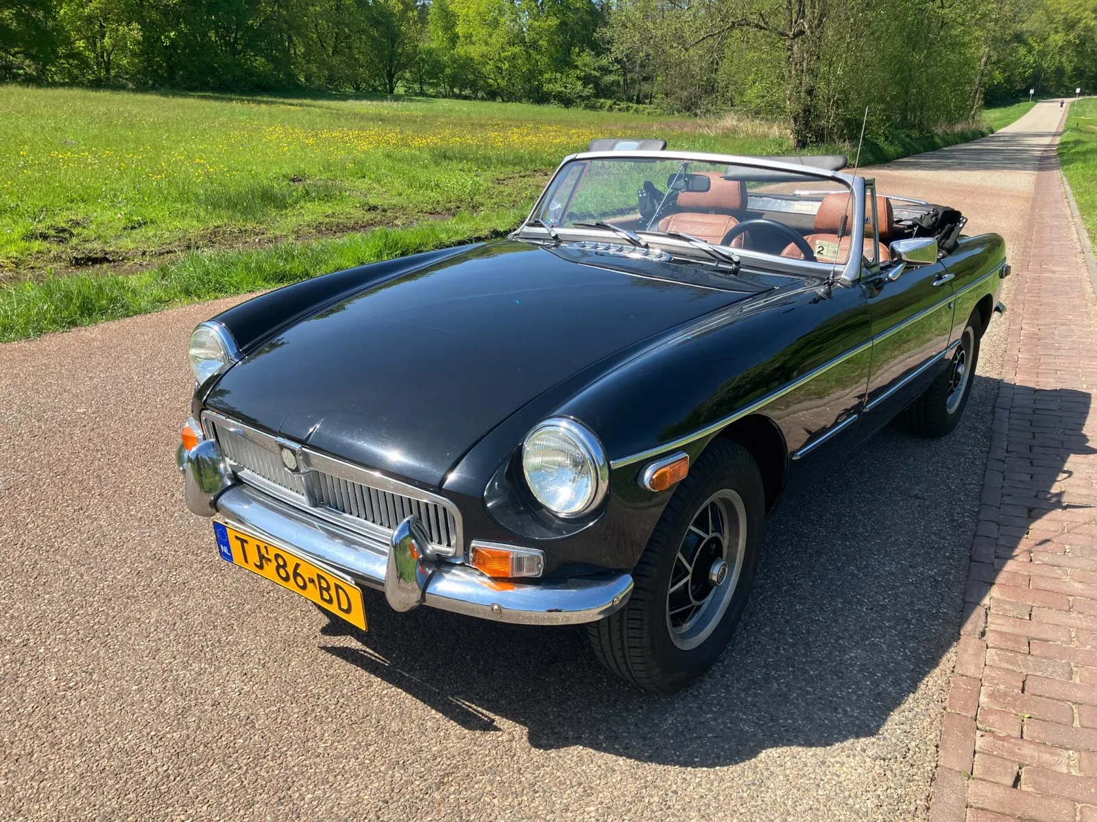 MG B type (1979) — foto 1