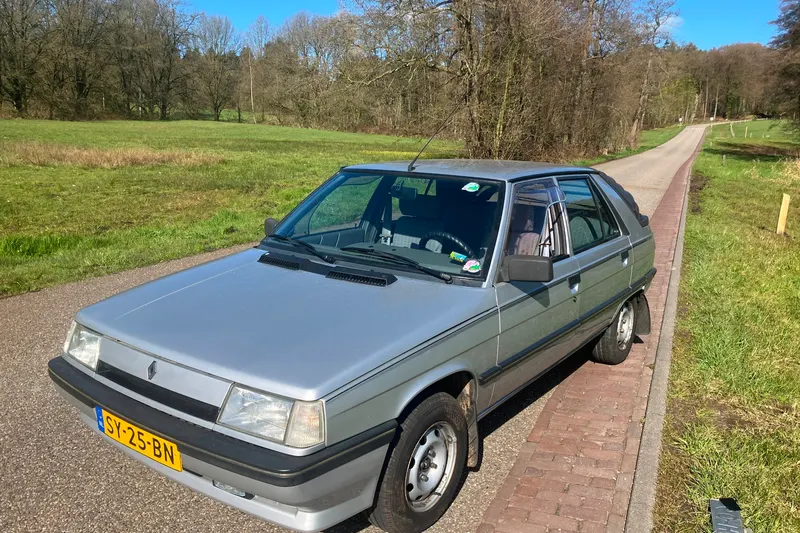 Renault 11 (1988)