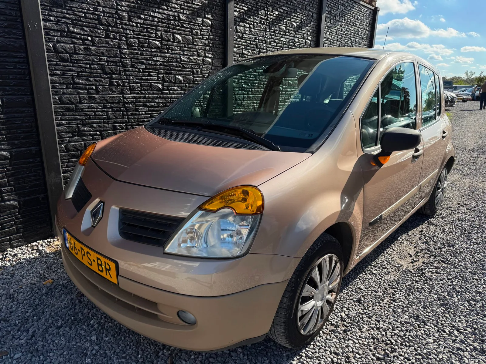 Renault Modus (2004) — foto 1