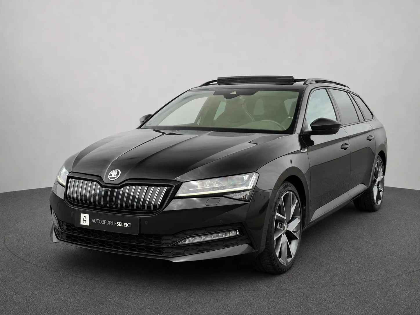 Škoda Superb (2020) — foto 1