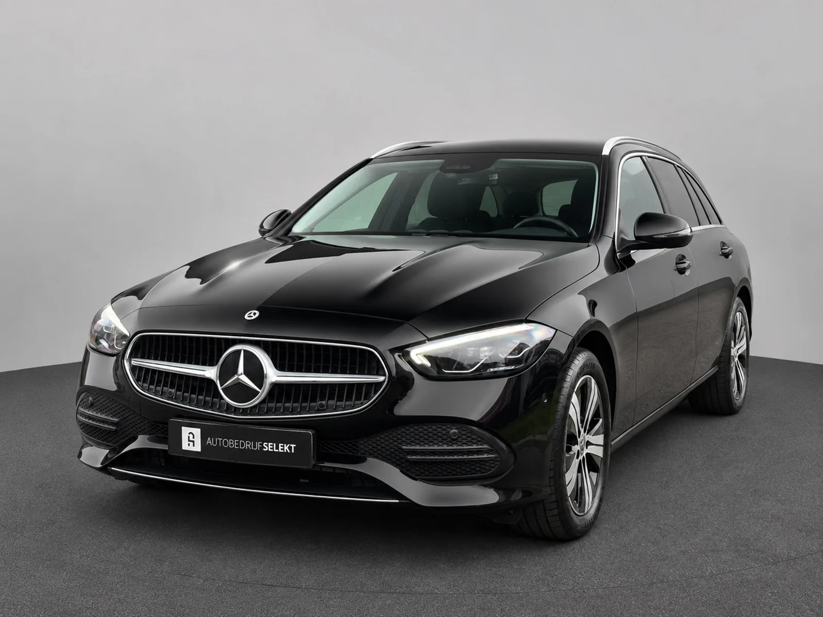 Mercedes-Benz C-Klasse (2023) — foto 1