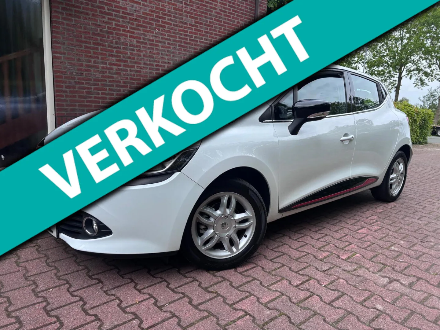 Renault Clio (2015) — foto 1