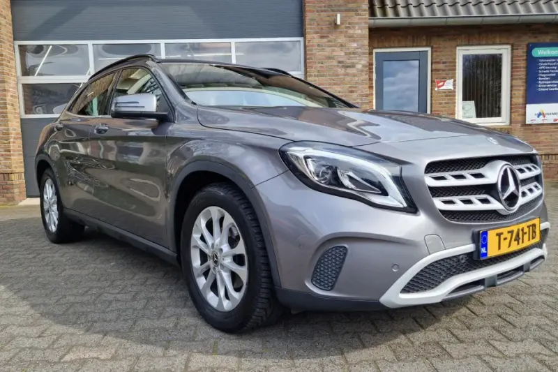 Mercedes-Benz GLA (2019)