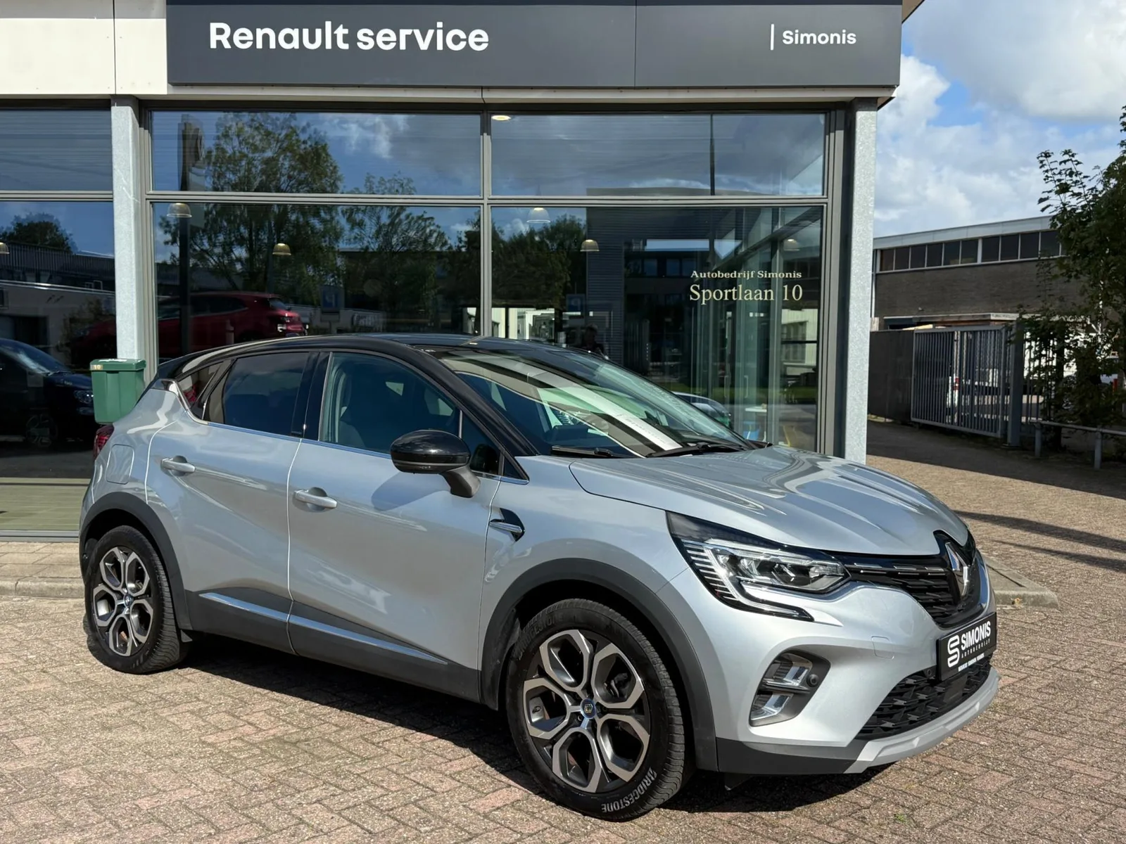 Renault Captur (2020) — foto 1