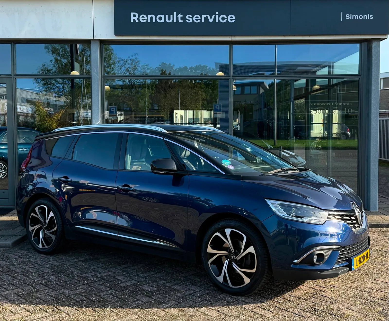 Renault Grand Scénic (2019) — foto 1