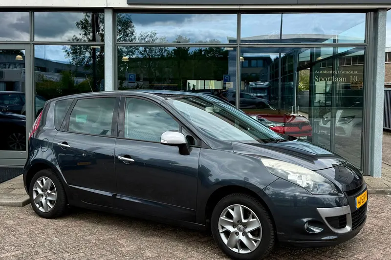 Renault Scénic (2011)