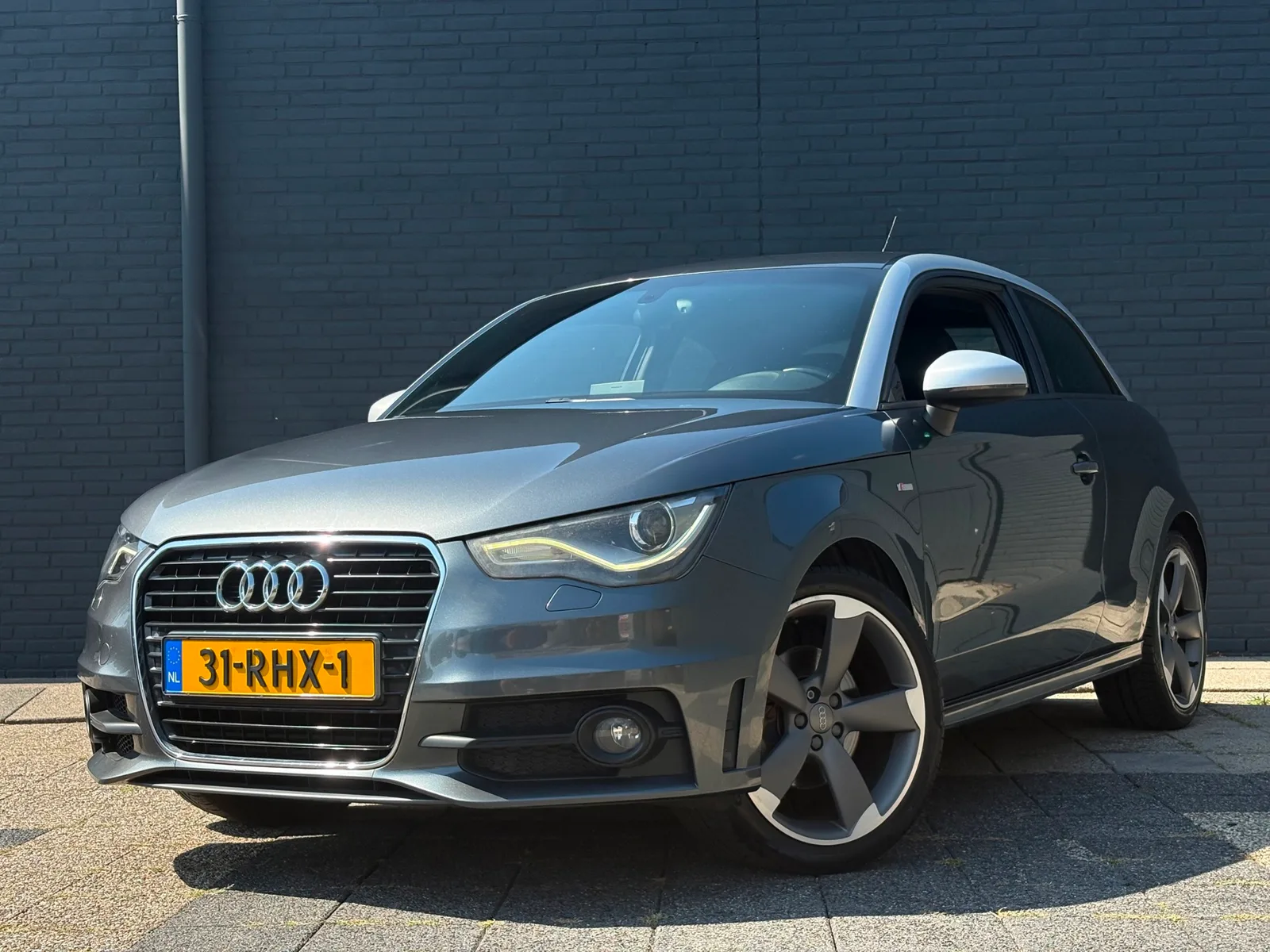 Audi A1 (2011) — foto 1