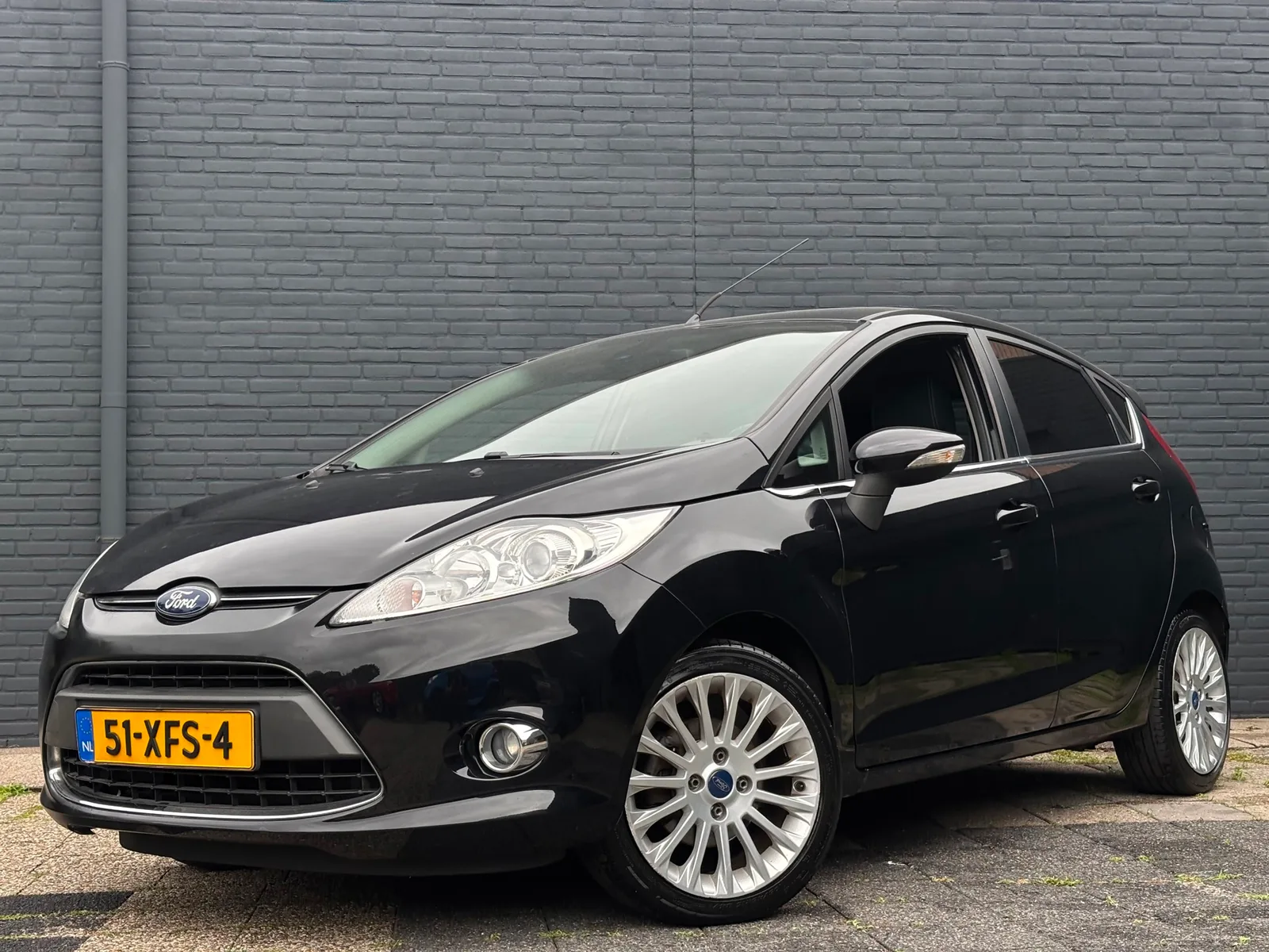 Ford Fiesta (2012) — foto 1