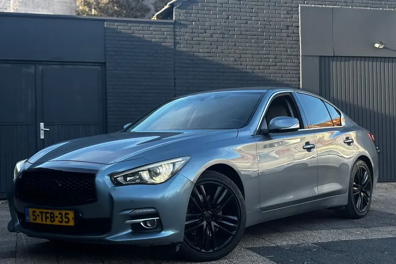 Infiniti Q50 (2014)