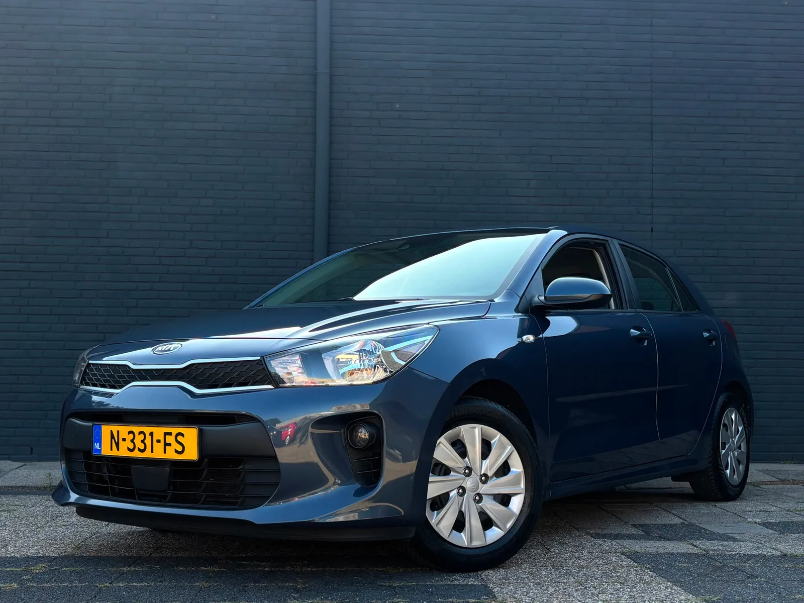 Kia Rio (2018) — foto 1