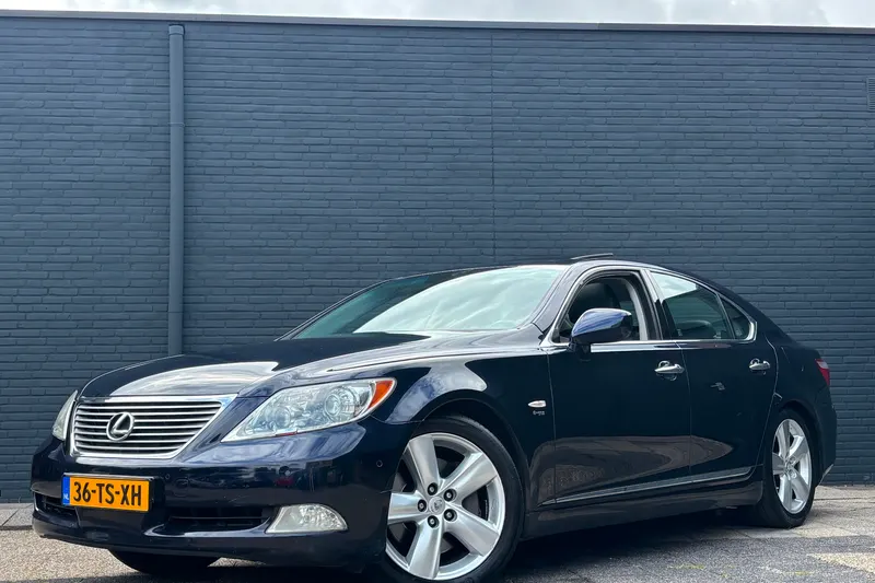 Lexus LS (2007)