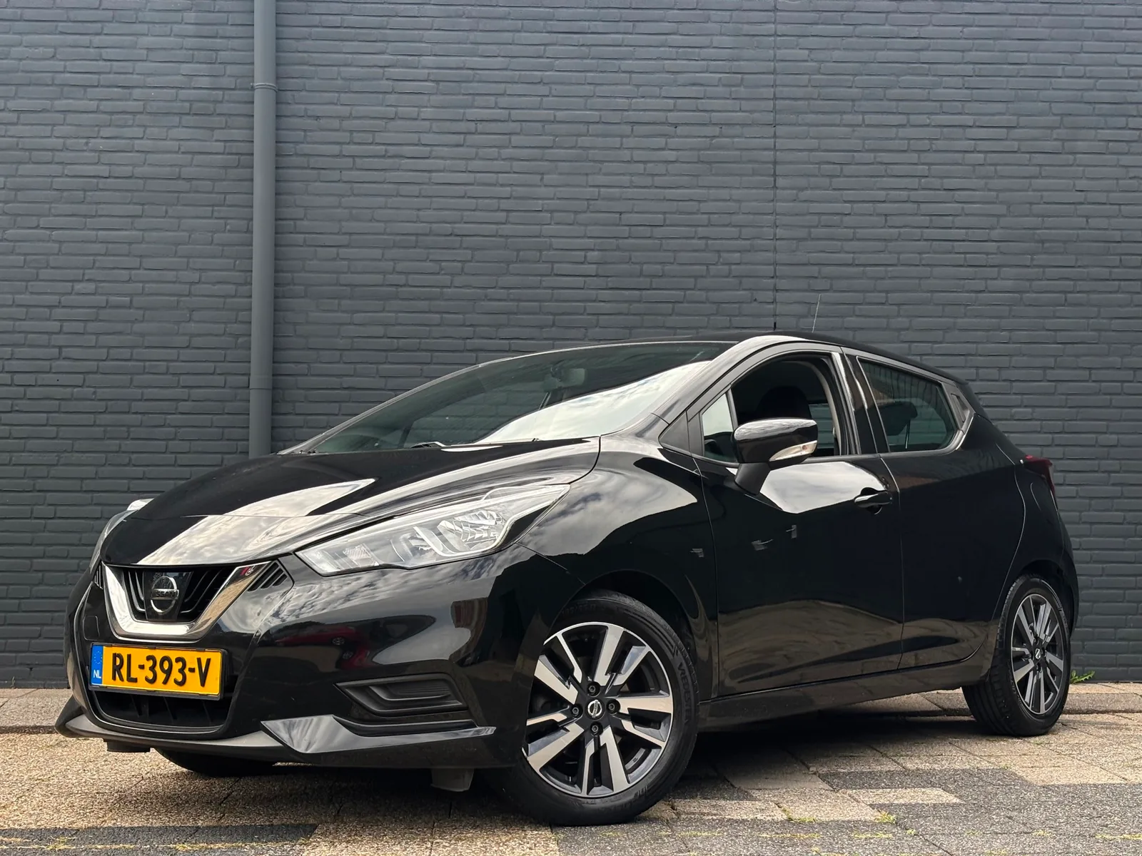 Nissan Micra (2018) — foto 1