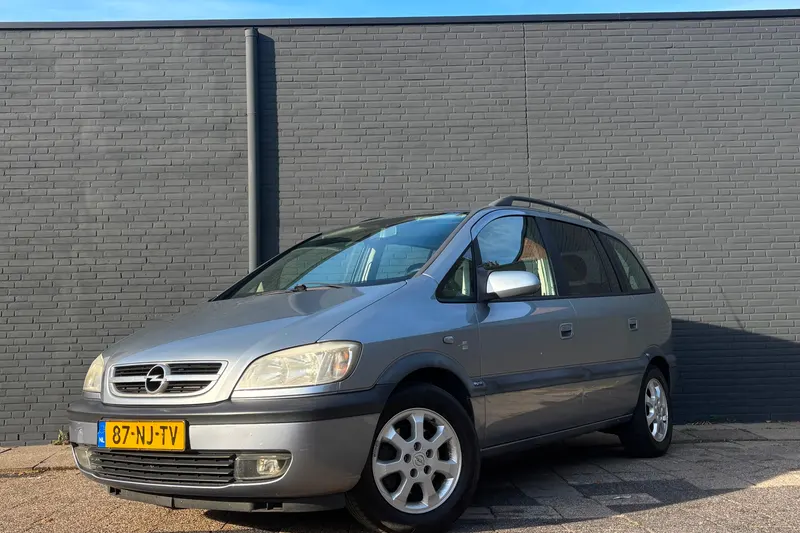 Opel Zafira (2003)