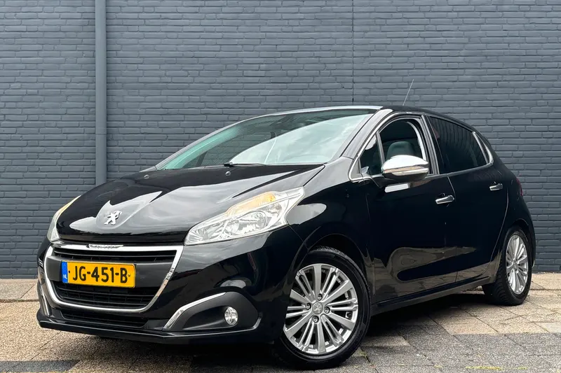 Peugeot 208 (2016)