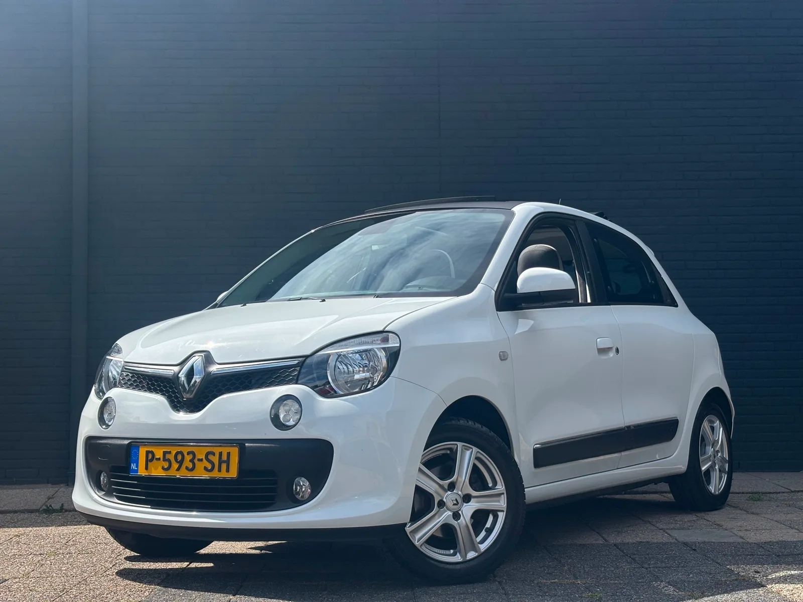 Renault Twingo (2015) — foto 1